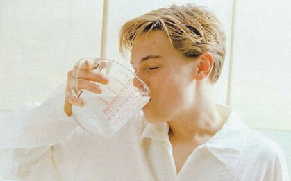 Vì sao con người lại uống sữa bò để thông minh?