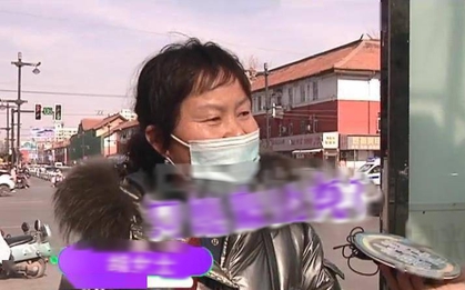 Người phụ nữ mua 8 chỉ vàng nhưng không mang về nhà để sinh lời, 10 năm sau đến lấy mừng đám cưới con trai, nhân viên nói: "Phải chờ 6 tháng nữa"