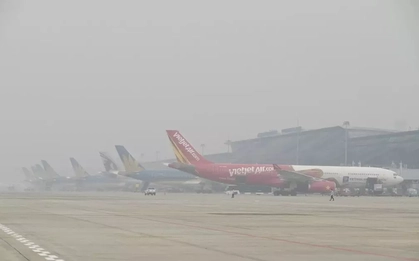13 chuyến bay tại Nội Bài không thể cất - hạ cánh sáng nay