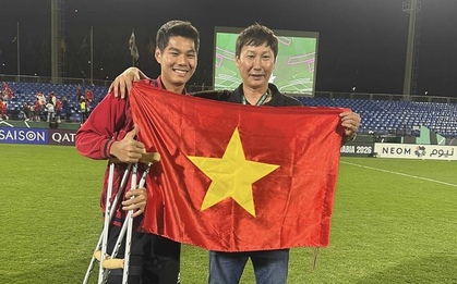 Hiểu Minh U23 Việt Nam phẫu thuật thành công, dự kiến nghỉ thi đấu bao lâu?