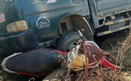 Xe tải tự trôi, cán cháu nhỏ tử vong thương tâm