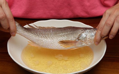 Sống trên đời 30 năm, tôi mới biết bia không chỉ để uống mà còn làm được "ti tỉ" thứ trong căn bếp gia đình