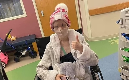 Học sinh cấp 2 đã mắc ung thư đại trực tràng giai đoạn cuối, bố mẹ ôm nhau khóc khi biết bỏ lỡ 1 dấu hiệu suốt 2 năm