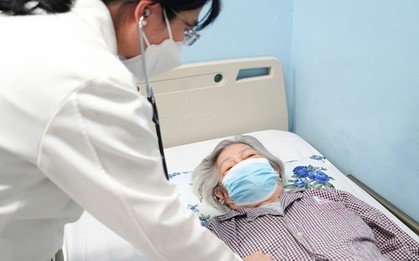 Trời lạnh, bác sĩ chỉ ra nguy cơ với người lớn tuổi