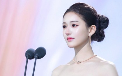 Sự trở lại của Triệu Lộ Tư có phải là "cái chết của giới giải trí"