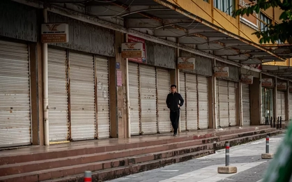 Sốt ruột chợ cửa khẩu Móng Cái giáp Tết vắng như... chùa bà đanh