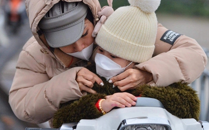 Không khí lạnh sầm sập tràn về: Miền Bắc chìm trong rét buốt, Hà Nội lạnh tê tái thấp nhất 10 độ C