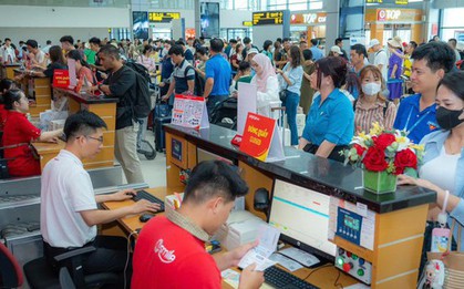 Cận cảnh Nội Bài trong ngày chuyến bay quốc tế đạt mức kỷ lục