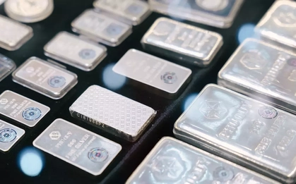 Giá bạc tăng hơn 160% trong 1 năm: Kênh trú ẩn an toàn?