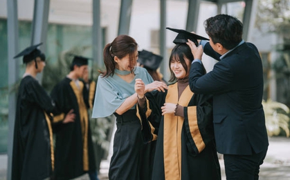 Giáo viên 30 năm trong nghề nói thẳng: Không biết tiên tri nhưng nhìn 3 dấu hiệu ở bố mẹ, tôi biết học sinh đó 90% lớn lên thành công