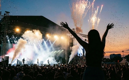 Người phụ nữ bị chồng ly hôn vì lén vay 1,5 tỷ để "đu" idol, bỏ bê con cái