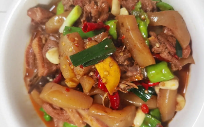 Loại củ "nửa cân tốt hơn ăn 10 con gà", giúp giảm mỡ máu, hạ đường huyết, kiểm soát cholesterol: Mọc đầy ở Việt Nam, có hoa to nhất thế giới