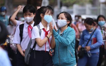 Một thông báo về tuyển sinh lớp 10 TP.HCM khiến phụ huynh thở phào, nhẹ người hơn nhưng cũng bắt đầu phải lo xa