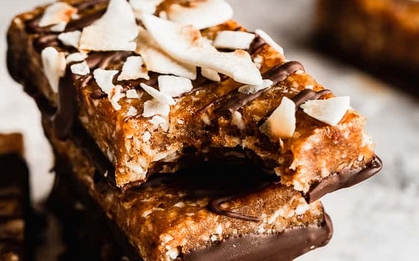 Ngày càng nhiều người tử vong vì ung thư? Bác sĩ nhắc: Thà lười còn hơn chăm ăn 5 món này