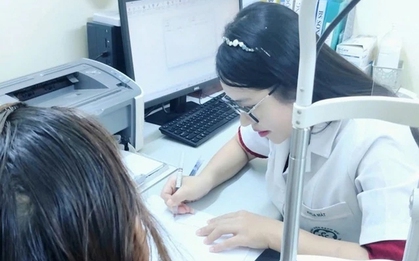 Nhìn mờ nhiều tháng, đi khám phát hiện u não nguy hiểm
