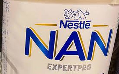 Nestlé liên tục mở rộng quy mô thu hồi sữa công thức trên toàn cầu, ít nhất 37 quốc gia phát cảnh báo