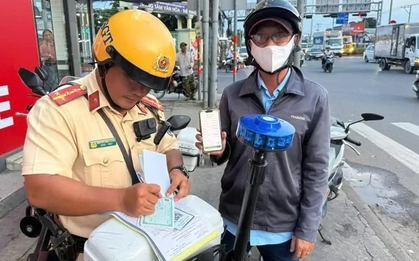 Người vi phạm giao thông không nộp phạt: Nếu không có lương để khấu trừ thì sao?