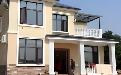 Chi 600 triệu xây nhà cho bố mẹ, 2 năm sau về thăm, người con không tin vào cảnh tượng trước mắt