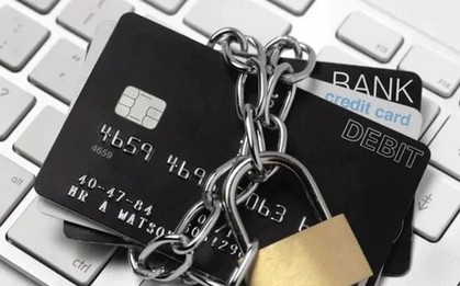 Cơ quan Thuế yêu cầu BIDV, MB, VPBank, Vietcombank... phong toả tài khoản của loạt người nộp thuế có tên sau