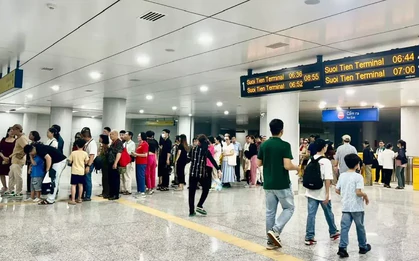 Từ ngày 15-10, có thể mua vé Metro số 1 qua VNeID