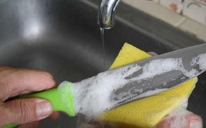 Khuyên chân thành tới những gia đình dùng 5 kiểu dao này: VỨT NGAY còn kịp!