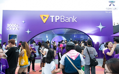 TPBank tại Tinh Hà "Say Hi": Booth trải nghiệm "chật kín" fan, hé lộ không gian SkyLounge - TPBank Premier
