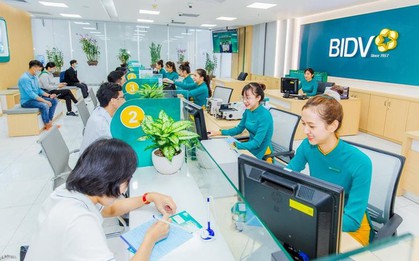 Lãi suất ngày 17/10 tại Agribank, Vietcombank, BIDV, VietinBank, MB, VPBank, Techcombank, Sacombank, HDBank,...