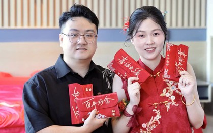 Tiệc cưới kỳ lạ: Phát biểu 41 giây, đãi khách bào ngư, cua hoàng đế, lì xì 750.000 đồng