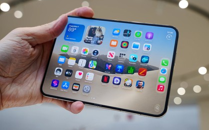 iPhone Duo cháy hàng, dân buôn rao bán lại giá hơn 130 triệu đồng
