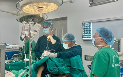 Người đàn ông 54 tuổi ho ra đờm có mùi "lạ"