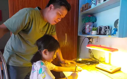Nguyên tắc dạy trẻ bố mẹ nên nhớ: Đừng quát mắng con vì những chuyện tủn mủn!