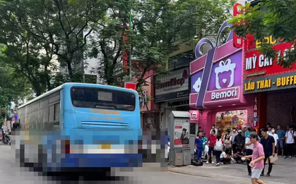 Hà Nội: Tai nạn giao thông trên đường Xuân Thủy, một cô gái tử vong tại chỗ