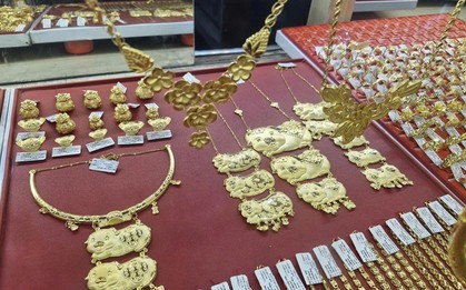 Mua vàng ở Bảo Tín Minh Châu, Phú Quý, Mi Hồng, Ancarat giờ cần lưu ý gì?