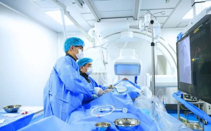 Thoát cửa tử sau 3 lần ngừng tim trong nửa giờ đồng hồ