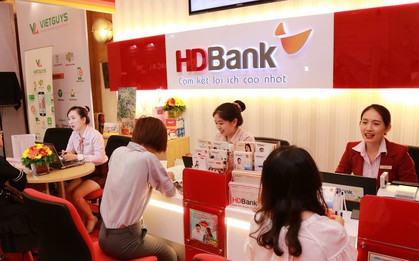 Ngày 21/10, gửi 100 triệu đồng tại VPBank, Techcombank, HDBank, MB, SHB và Sacombank nhận bao nhiêu tiền lãi sau 12 tháng?