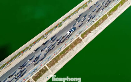 Không một bóng cây trên con đường "độc nhất vô nhị" Hà Nội