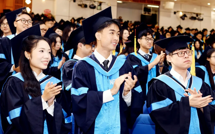 Sinh viên tốt nghiệp xuất sắc quá nhiều: Siết tuyển sinh hay đổi cách đánh giá?