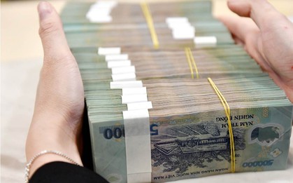 Dương Thúy Ngân SN 2004 chuyển khoản 25.990.000 đồng vào tài khoản của Trần Thị Cẩm Tú SN 1985: Công an rà soát giao dịch