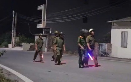 Công an tuần tra, kiểm tra hành chính lúc 1 giờ sáng