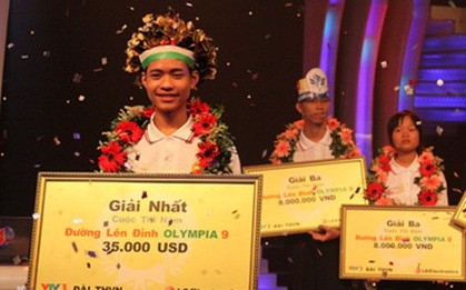 Cuộc sống hiện tại của Quán quân Đường Lên Đỉnh Olympia là Thủ khoa, từ chối việc lương cao ở nước ngoài để về nước