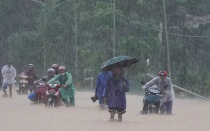 Miền Trung đón mưa rất lớn