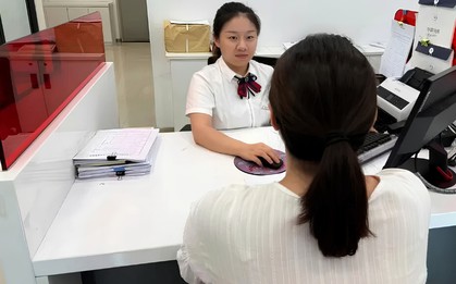 Gửi ngân hàng 775,7 triệu đồng, 1 tuần trước ngày đáo hạn tài khoản còn 0 đồng