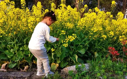 6 biểu hiện nhỏ cho thấy con yêu bố mẹ nhiều hơn chúng ta nghĩ rất nhiều