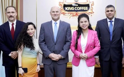 Bà Lê Hoàng Diệp Thảo bất ngờ đón đoàn khách đặc biệt, có đại diện “ông lớn” Mỹ nắm khối tài sản hơn 1,6 triệu tỷ đồng
