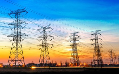 Phát hiện một công ty cắm 13.720 cột thép cao hàng chục mét trên khắp Việt Nam: Quy mô số 1 Đông Nam Á, không có đối thủ, thu về gần 1 tỷ USD mỗi năm