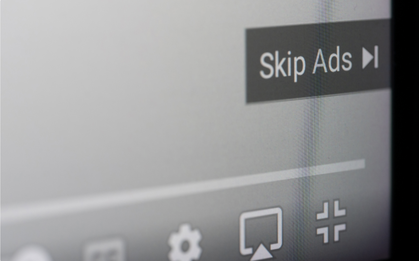 Tin vui từ tháng 2: Quảng cáo video trên mạng được tắt sau 5 giây; Cấm sử dụng trang phục bác sĩ, dược sĩ khi quảng cáo mỹ phẩm