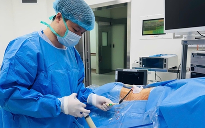 Chuyến bay đêm đưa người đàn ông nguy kịch về nước mổ thận giành sự sống