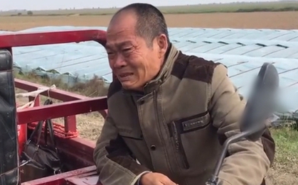 Anh nông dân gửi tiết kiệm 1,1 tỷ đồng nhưng nhân viên khẳng định tiền đã rút sạch, tòa tuyên bố: “Ngân hàng phải trả 1,2 tỷ đồng”