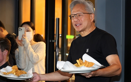 Bữa gà rán tỷ USD của ông Jensen Huang: Bữa ăn bình dân giúp NVIDIA đi đầu trong bão chíp nhớ như thế nào