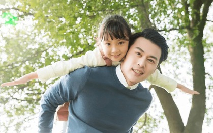 3 NÊN TRÁNH khi nuôi con trai và 4 ĐỪNG MẮC khi nuôi con gái